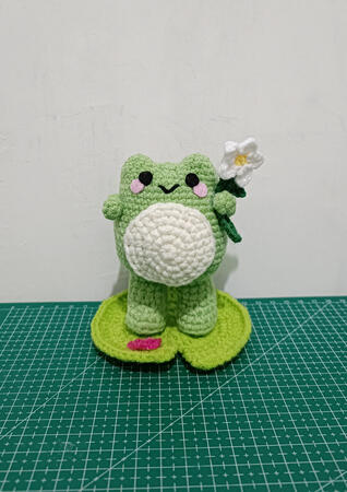 frog amigurumi